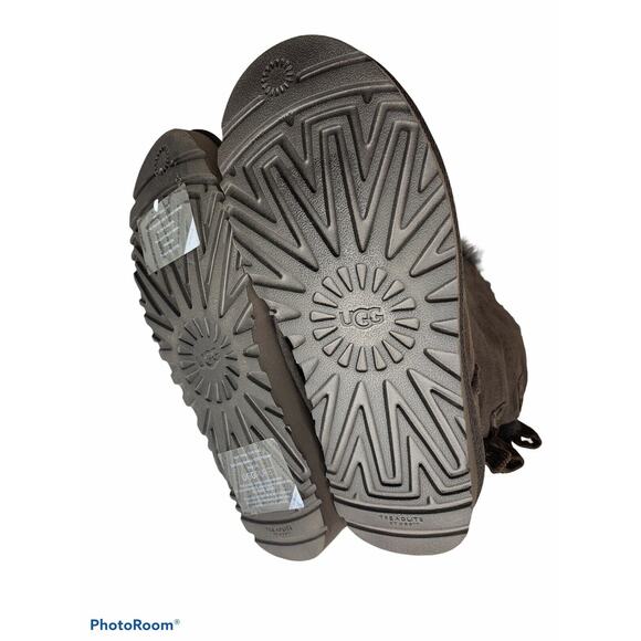 UGG Bailey Twinface Genuine‎ Shearling Boot - Picture 4 of 5